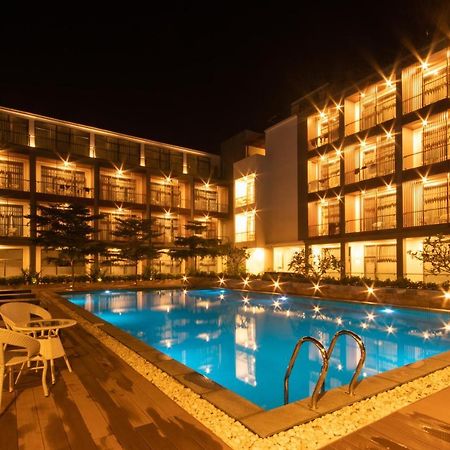 מייק Regent Hotel מראה חיצוני תמונה